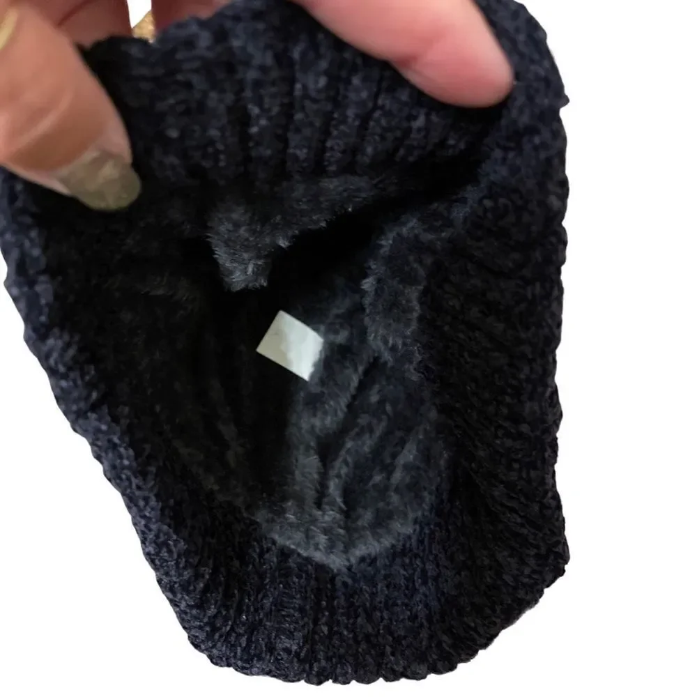 The Winter Brand Chenille Beanie • NWT